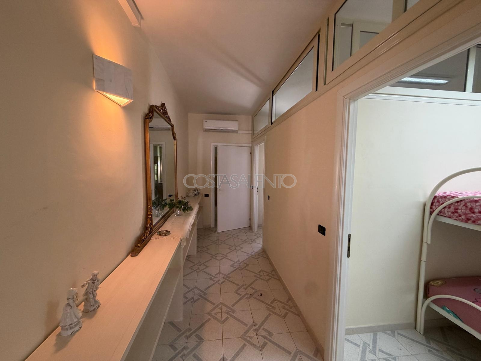 La Casa Mediterranea