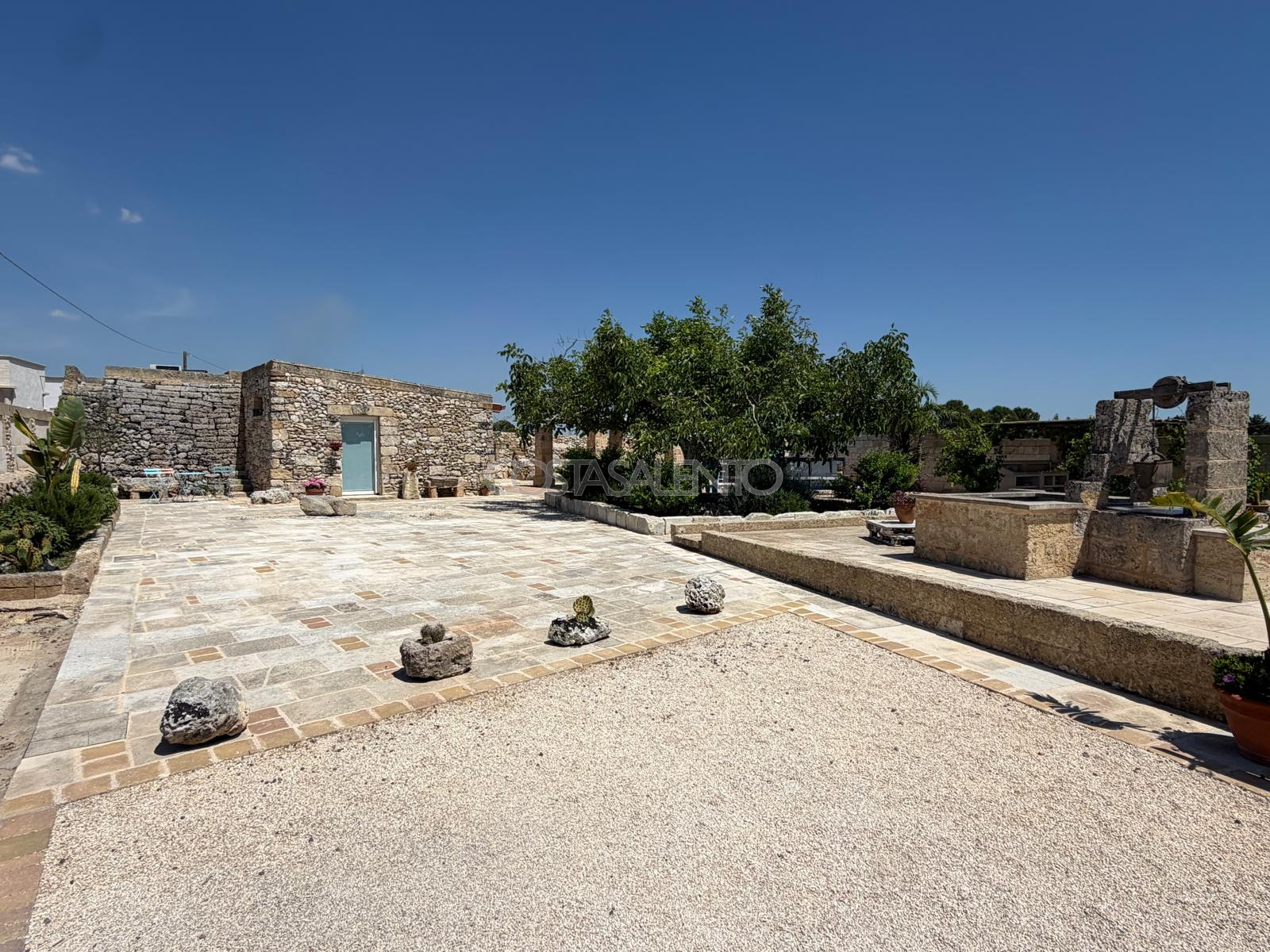 Pajara Enka