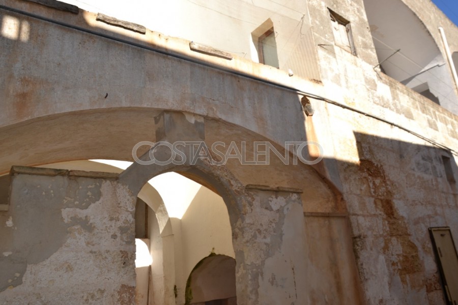 IL PALAZZOTTO CON VISTA MARE