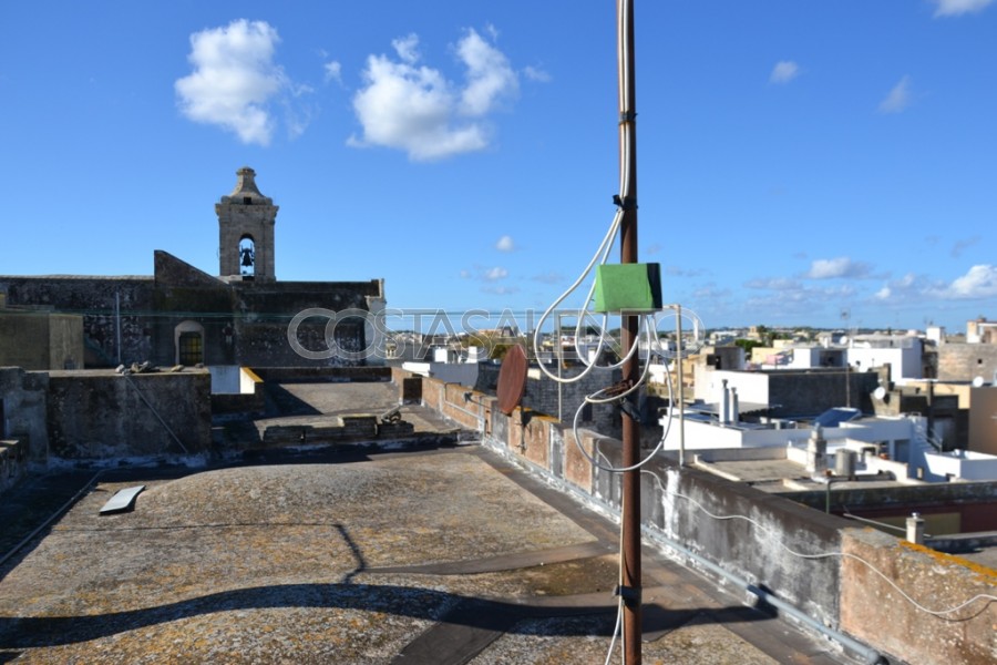 IL PALAZZOTTO CON VISTA MARE