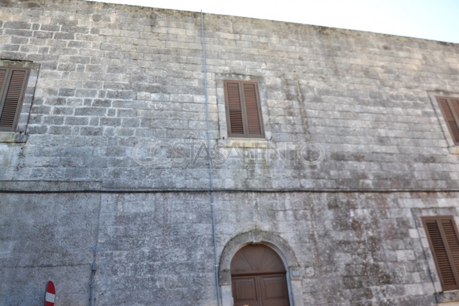 IL PALAZZOTTO CON VISTA MARE