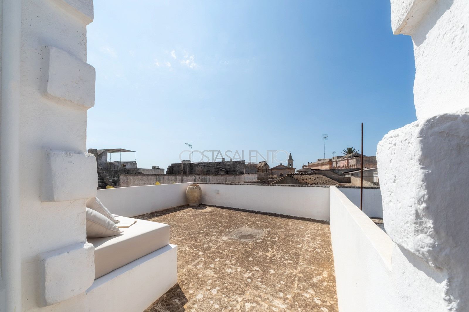 Domus Alba