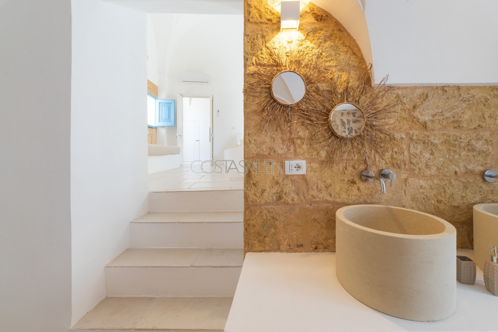 Domus Alba