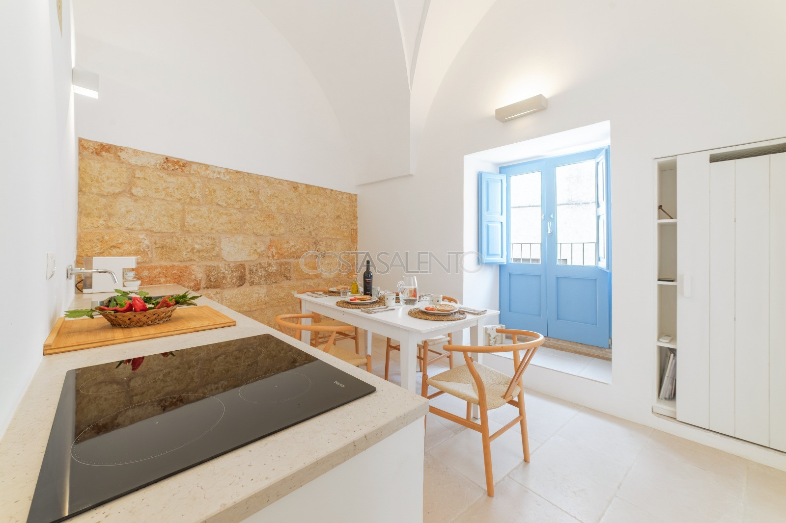 Domus Alba