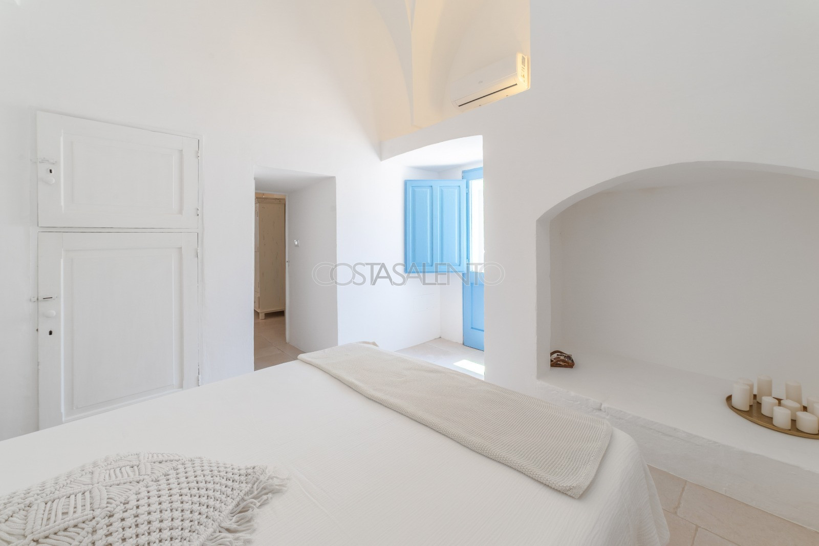 Domus Alba