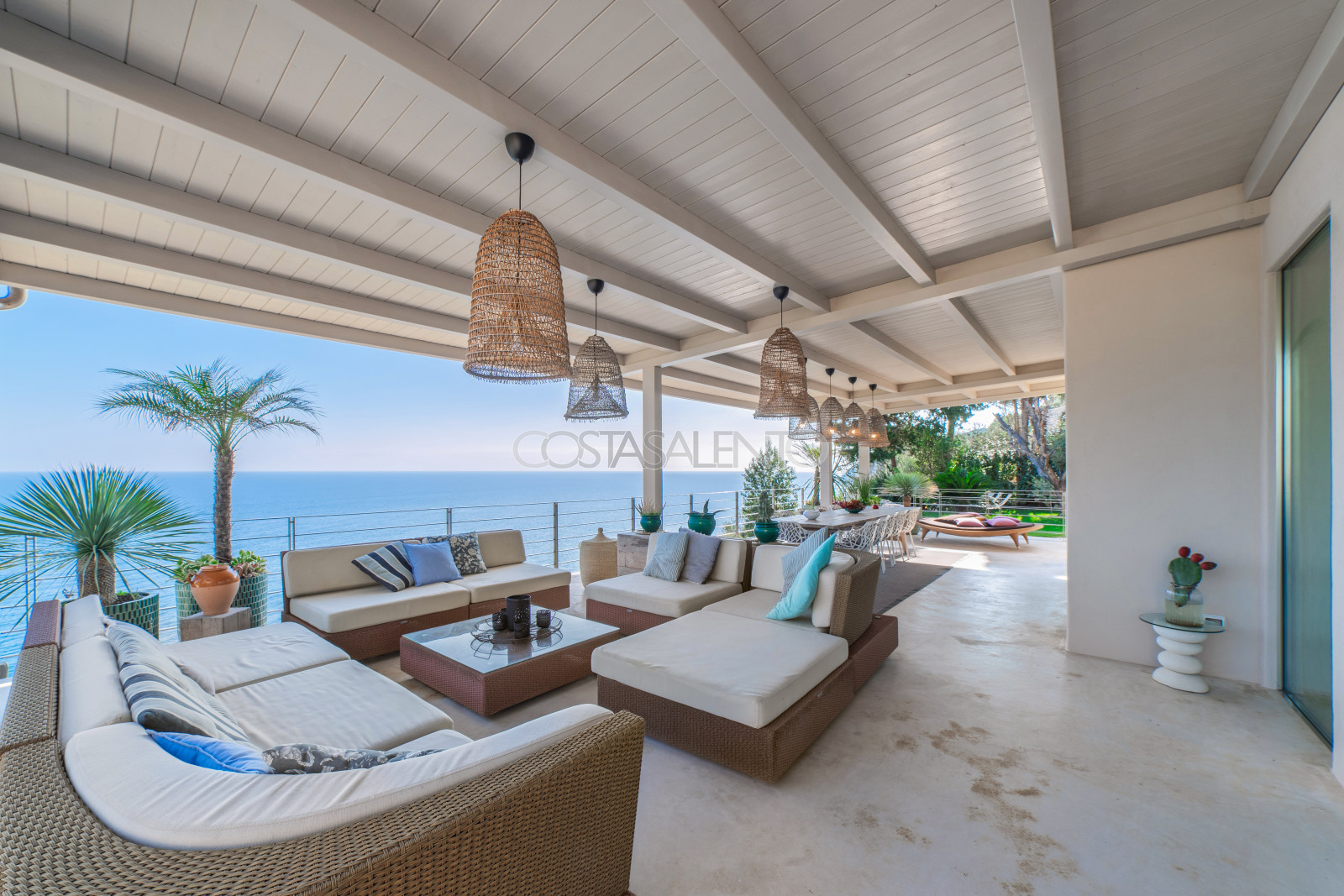 Villa Cliff